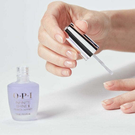 OPI Infinite Shine Strengthening Primer - Tratamiento y base fortalecedora de uñas