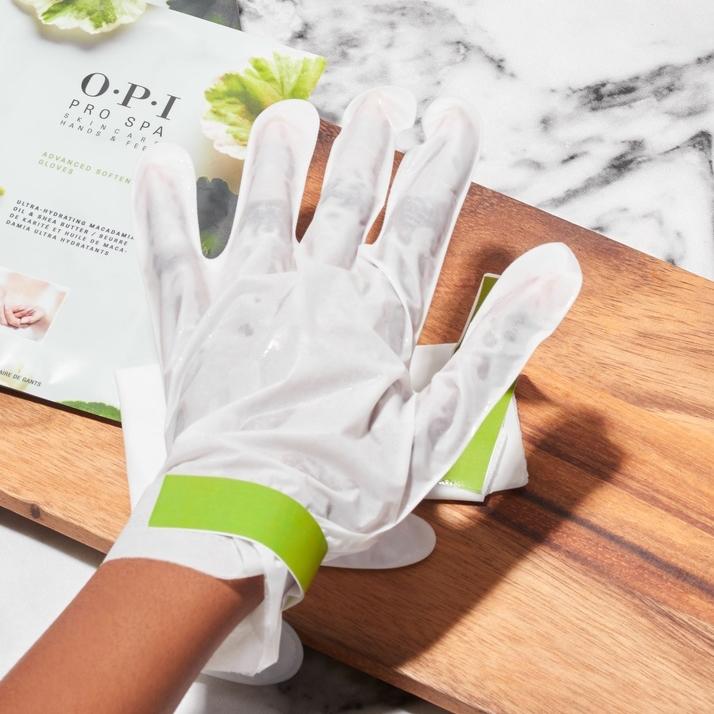 OPI Pro Spa Softening Gloves - Par de guantes suavizadores con aceite de macadamia